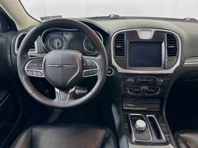 Used 2022 Chrysler 300 Touring L w/ Popular Equipment Group image 24