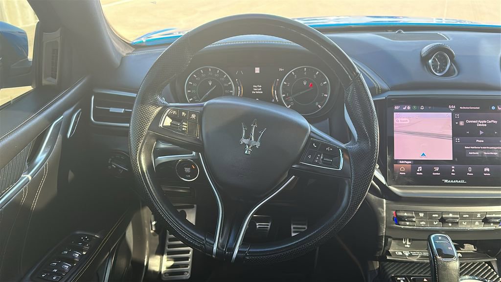 Used 2022 Maserati Ghibli F Tributo RWD image 25