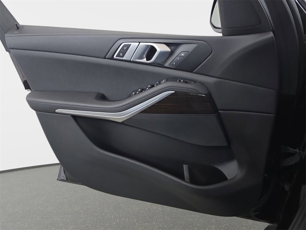 Used 2020 BMW X5 xDrive40i w/ Convenience Package image 29