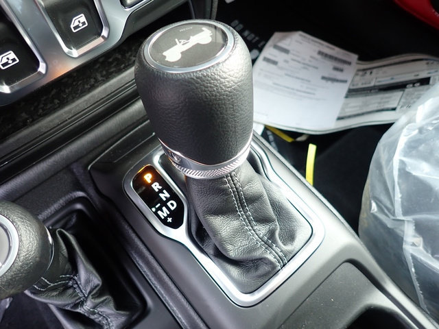 New 2026 Jeep Wrangler Sport AWD/4WD image 18