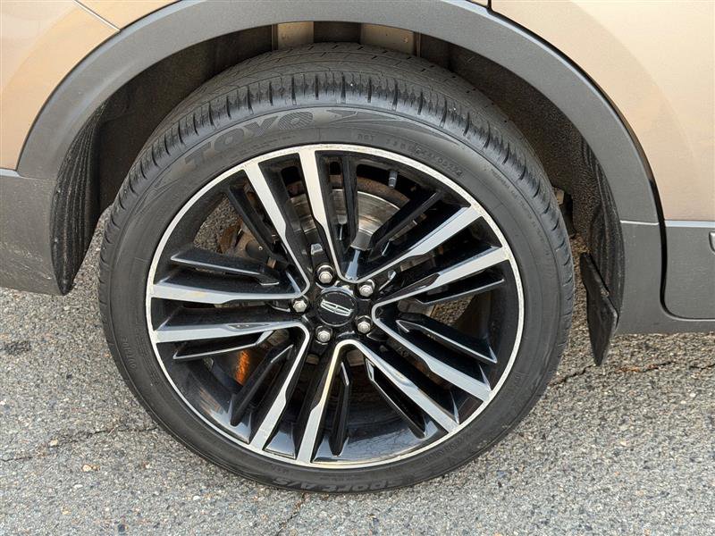 Used 2018 Lincoln MKC Reserve w/ Lincoln MKC Climate Package image 16