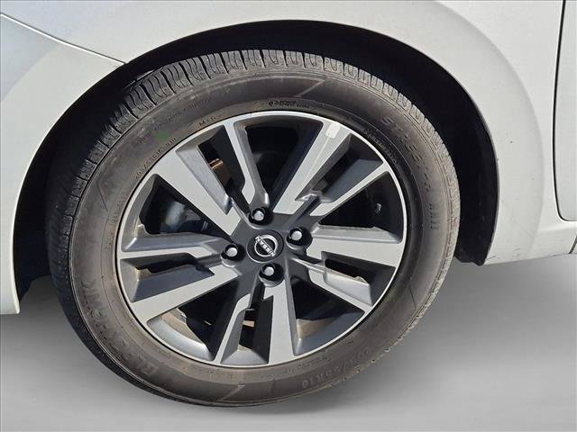 Used 2025 Nissan Versa SV FWD image 13