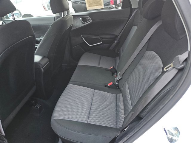 Used 2023 Kia Soul LX w/ Option Group 015 image 5