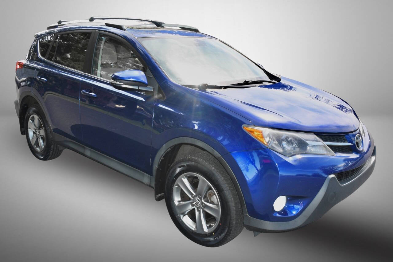 Used 2015 Toyota RAV4 XLE AWD/4WD image 9