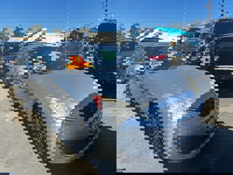 Used 2012 Hyundai Genesis 2.0T image 4