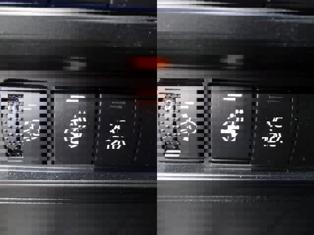 Used 2023 Toyota Sequoia Limited image 21