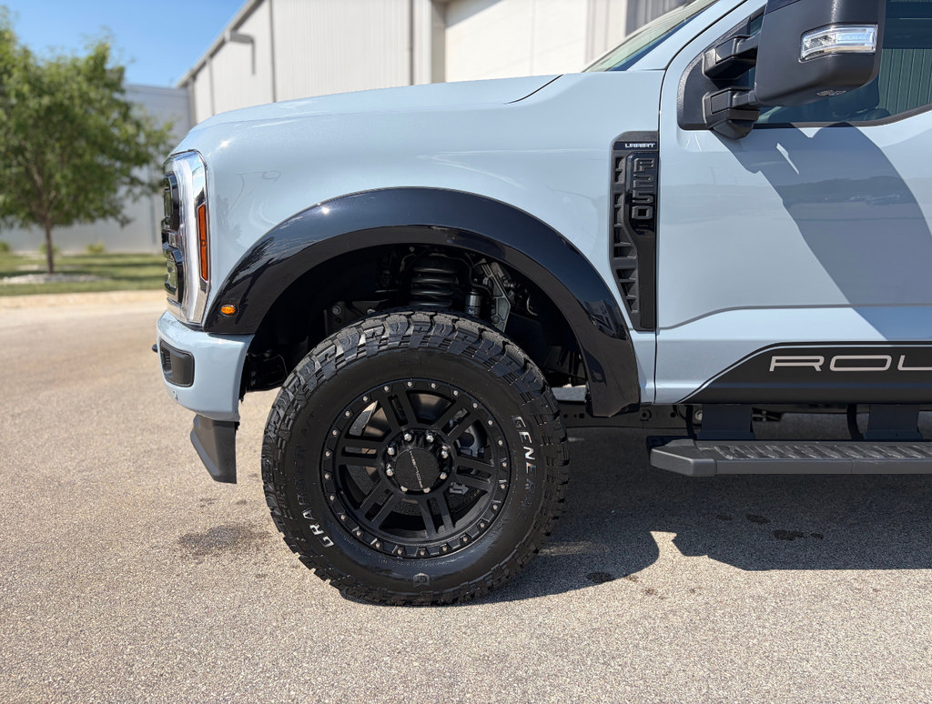 New 2026 Ford F250 Lariat w/ Black Appearance Package AWD/4WD image 11