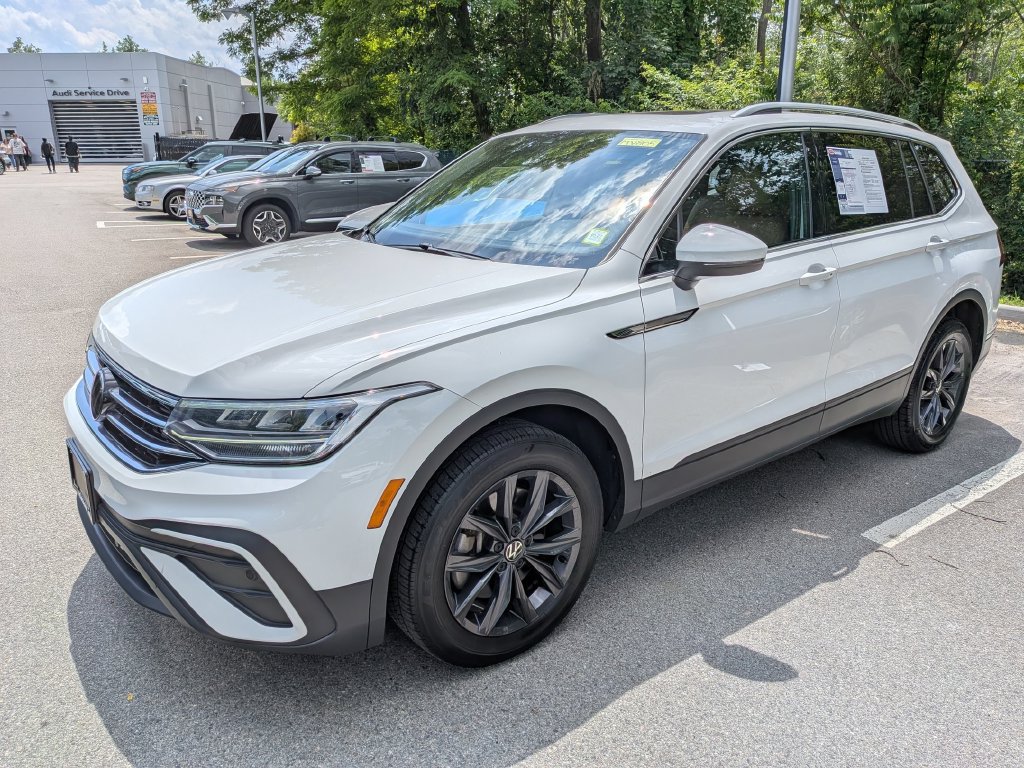 Certified 2024 Volkswagen Tiguan SE AWD/4WD image 7