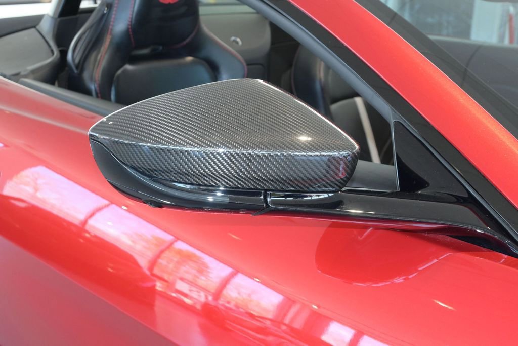 Used 2023 Aston Martin V12 Vantage Roadster RWD image 26