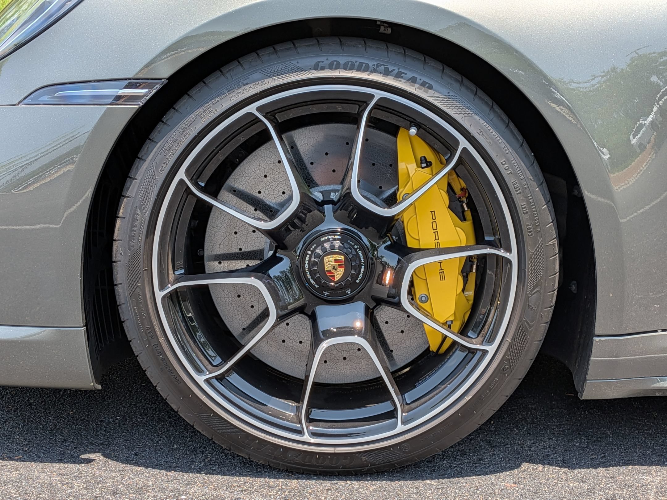 Certified 2024 Porsche 911 Turbo S AWD/4WD image 31