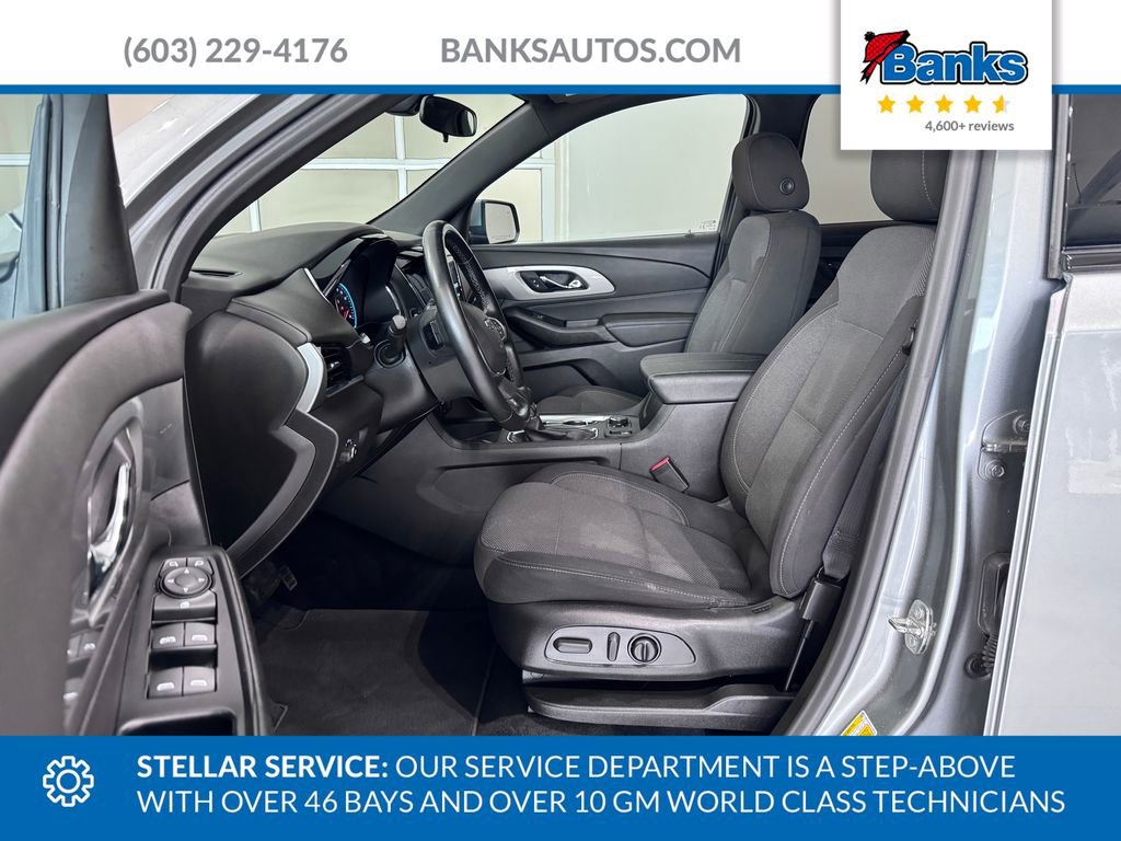 Certified 2023 Chevrolet Traverse LT w/ Midnight/Sport Edition AWD/4WD image 8
