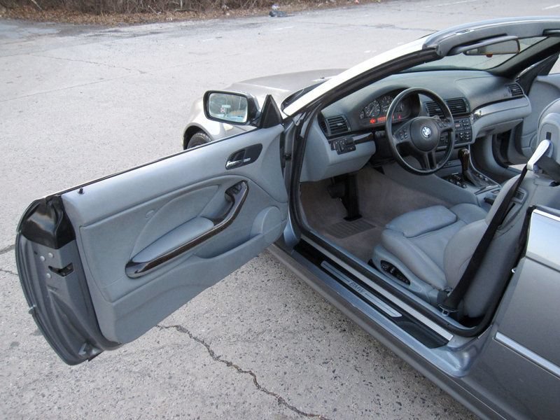 Used 2004 BMW 325Ci Convertible RWD image 19
