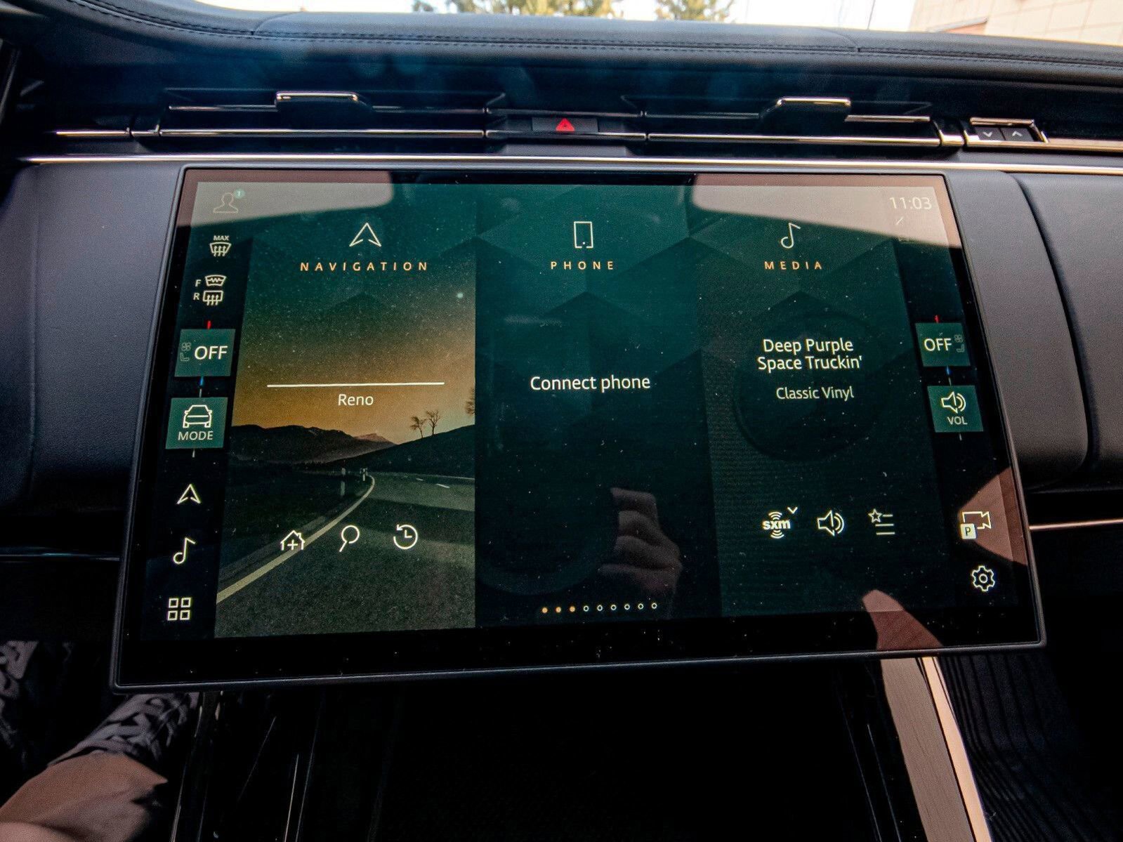 New 2025 Land Rover Range Rover Sport Dynamic SE image 17