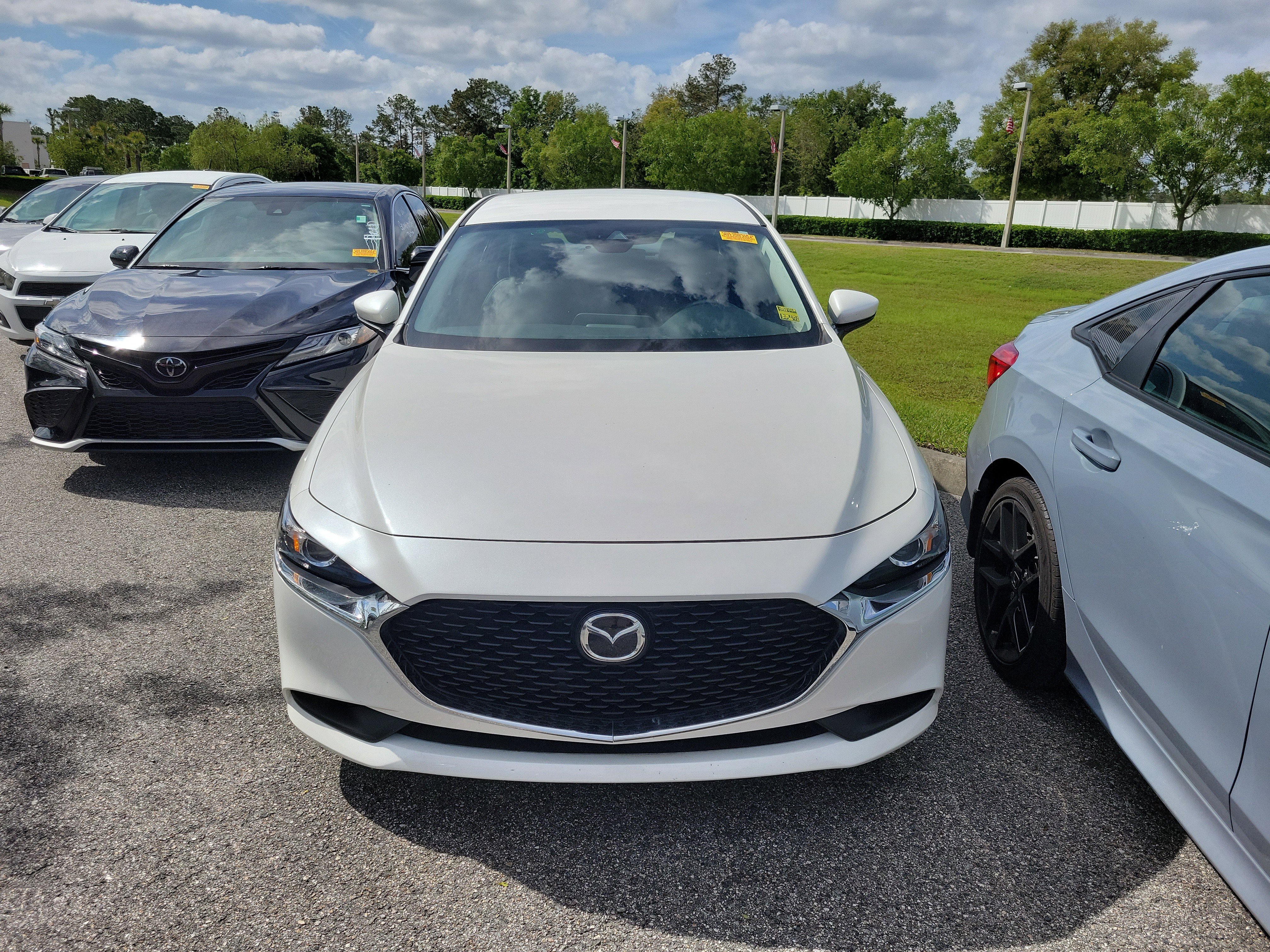 Used 2021 MAZDA MAZDA3 s image 2