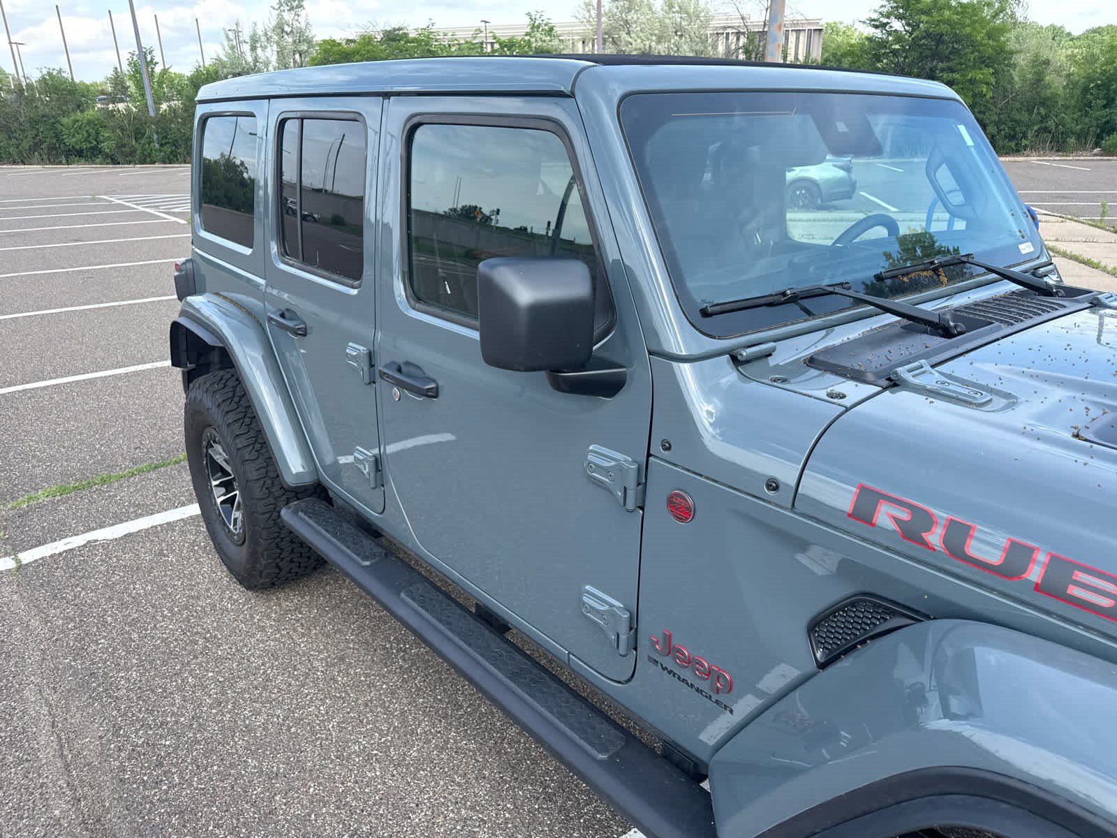 Used 2025 Jeep Wrangler Unlimited Rubicon AWD/4WD image 8