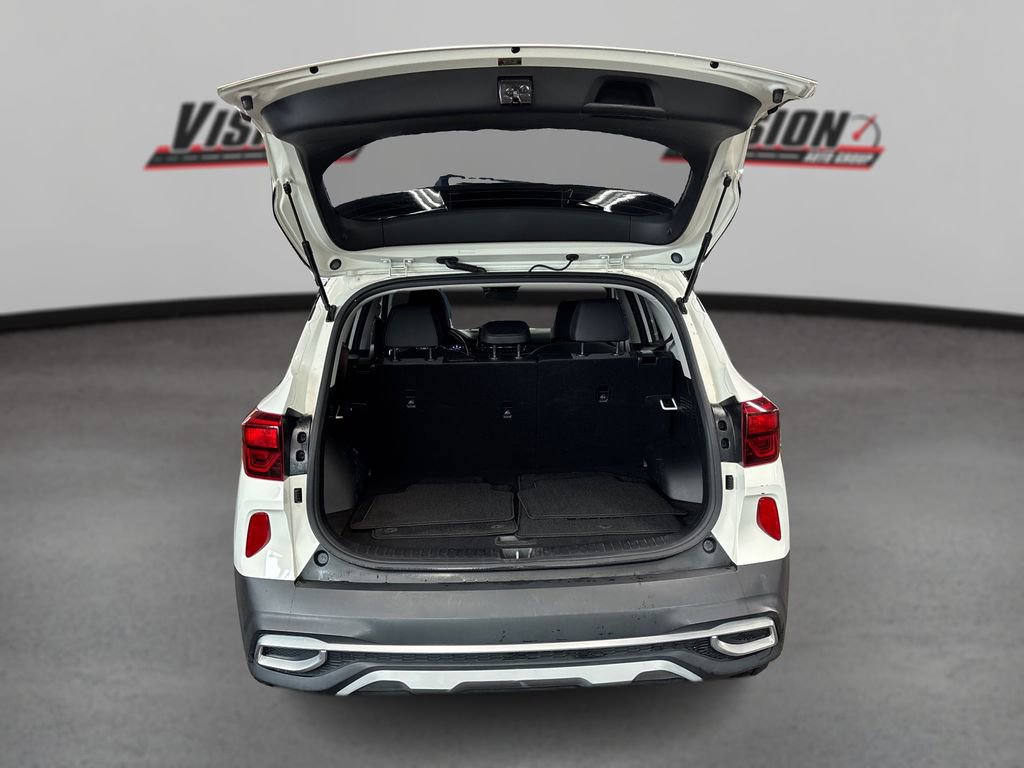 Certified 2023 Kia Seltos Nightfall Edition image 11