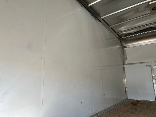 Used 2023 Ford E-450 and Econoline 450 Super Duty w/ Power Windows & Locks Group image 20