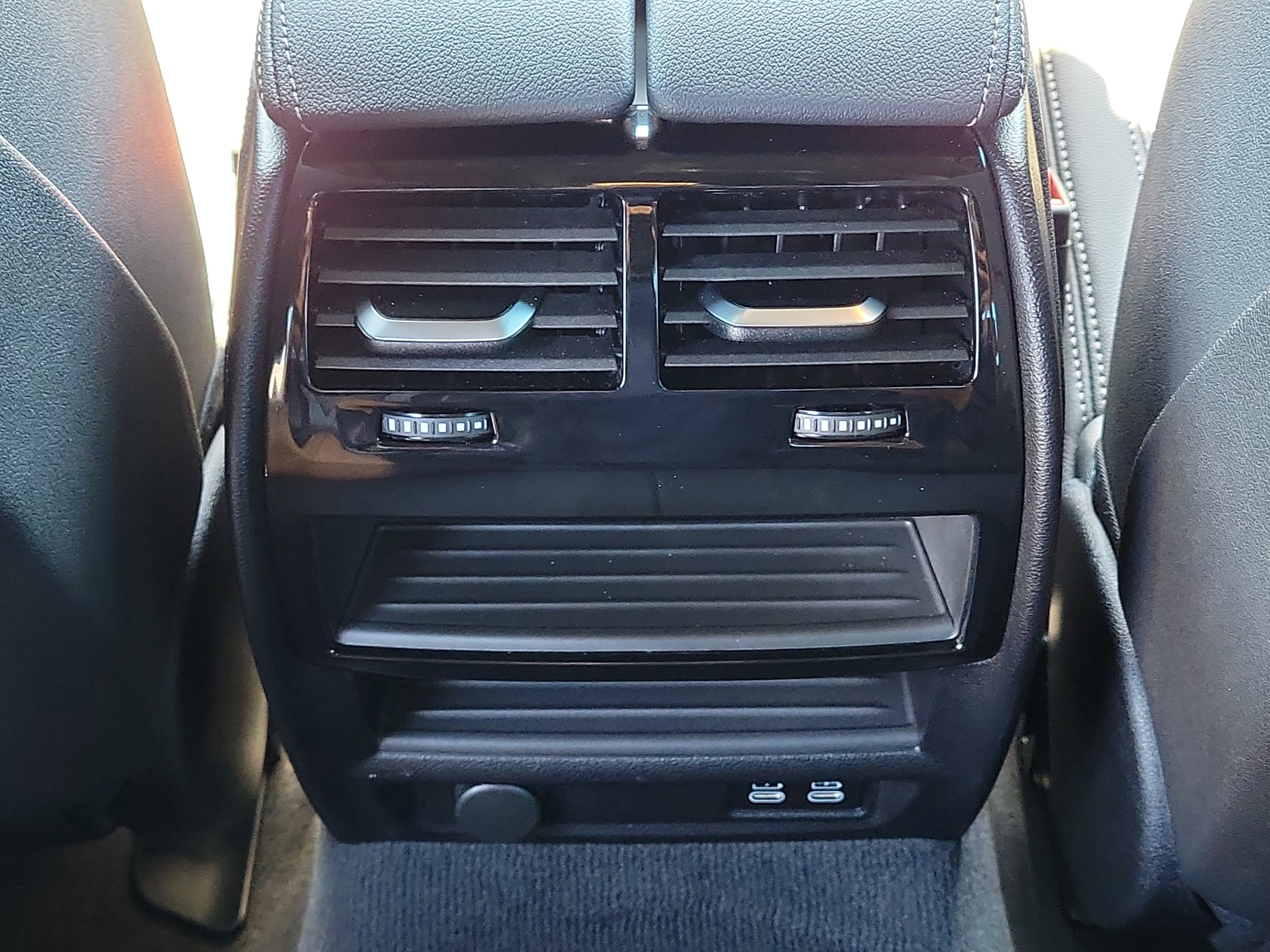 Used 2023 BMW 540i w/ Premium Package RWD image 12