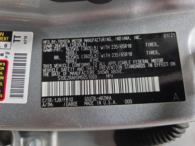 Used 2021 Toyota Highlander L FWD image 36