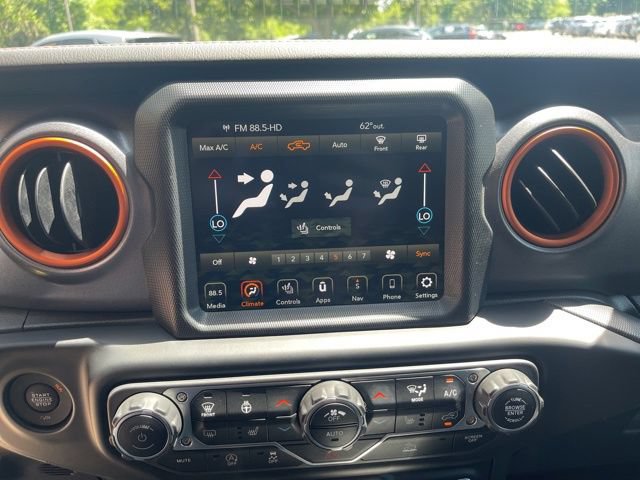 Used 2023 Jeep Gladiator Mojave w/ Cold Weather Group AWD/4WD image 21