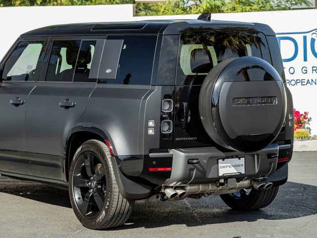 Used 2024 Land Rover Defender 110 Carpathian Edition AWD/4WD image 10