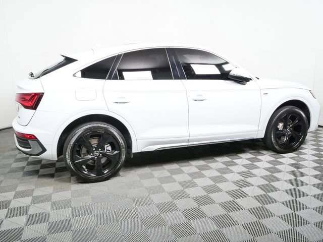 Used 2023 Audi Q5 2.0T Premium Plus w/ Premium Plus Package AWD/4WD image 2