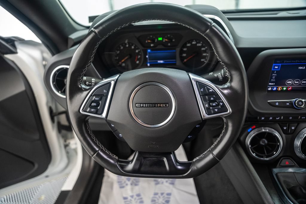 Used 2023 Chevrolet Camaro LT RWD image 30