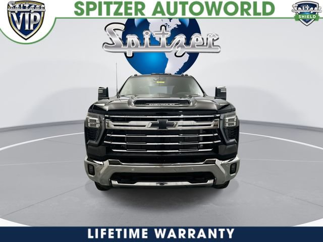New 2026 Chevrolet Silverado 2500 LTZ w/ LTZ Plus Package AWD/4WD image 3