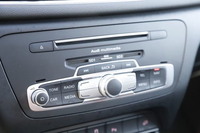 Used 2016 Audi Q3 2.0T Prestige image 27