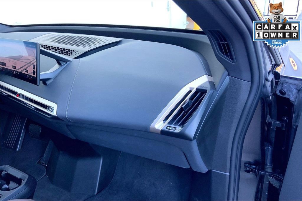 Used 2025 BMW iX xDrive50 image 14