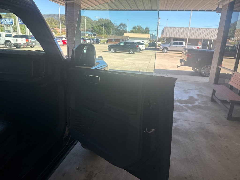 New 2025 Ford Bronco Badlands image 21