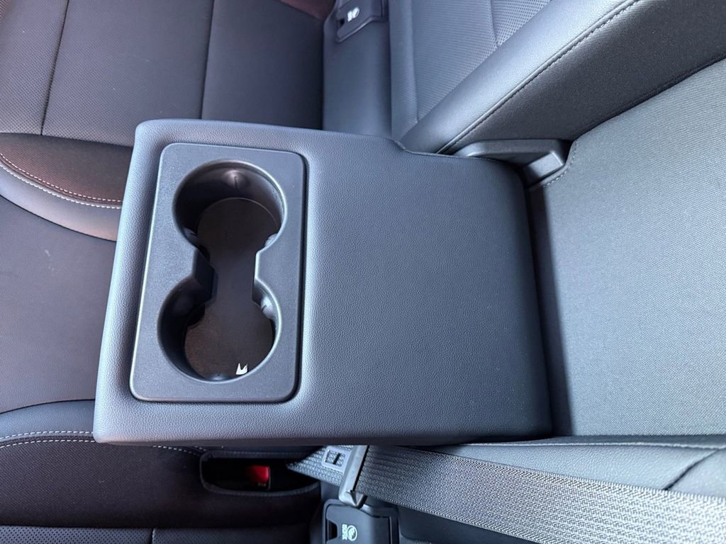 Certified 2025 Chevrolet Equinox EV RS image 28