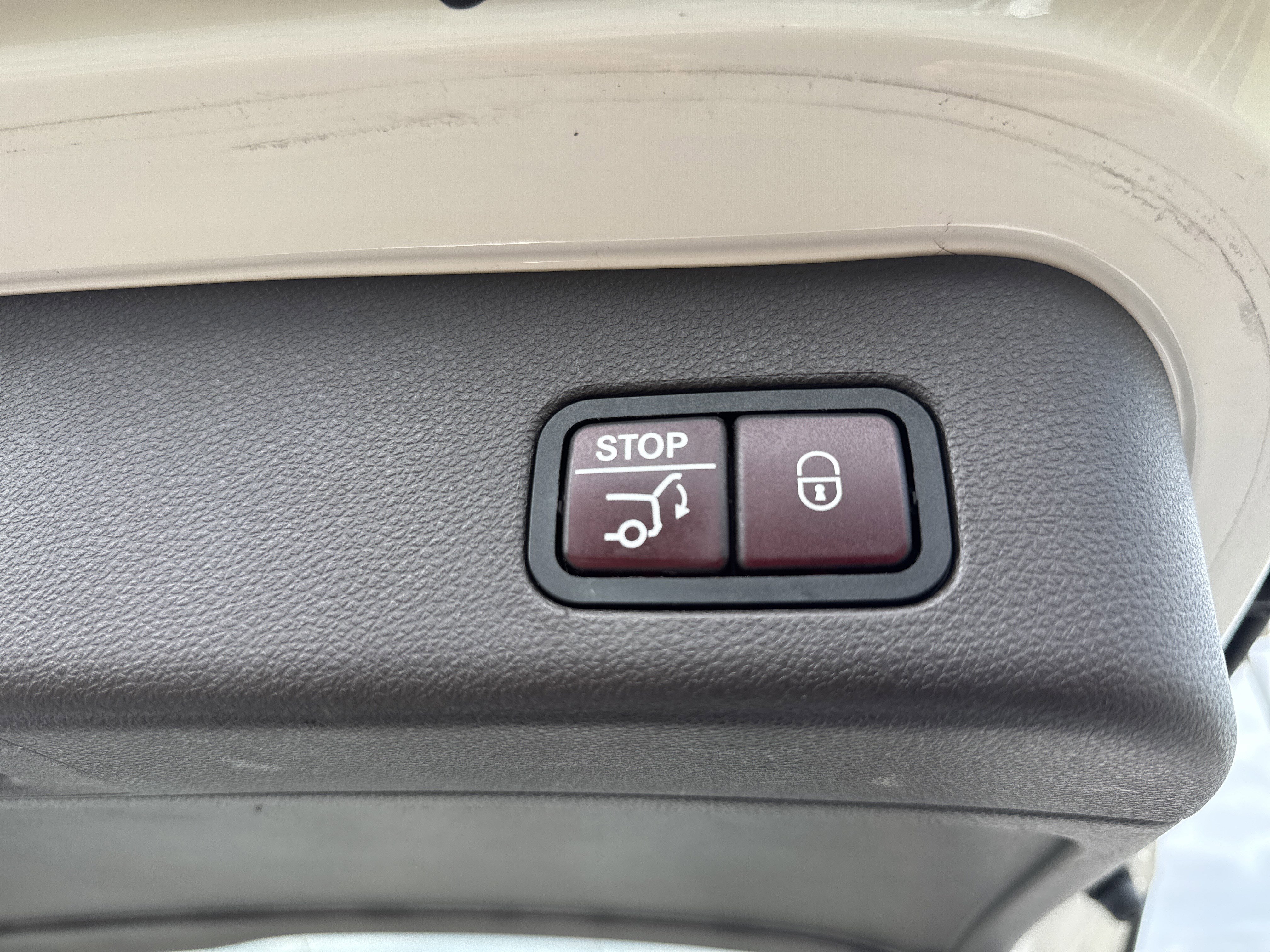 Used 2018 Mercedes-Benz GLE 350 image 34