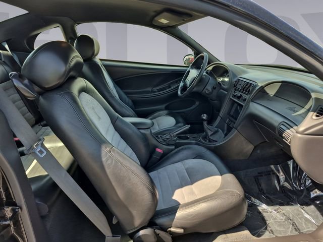 Used 2001 Ford Mustang Cobra RWD image 17