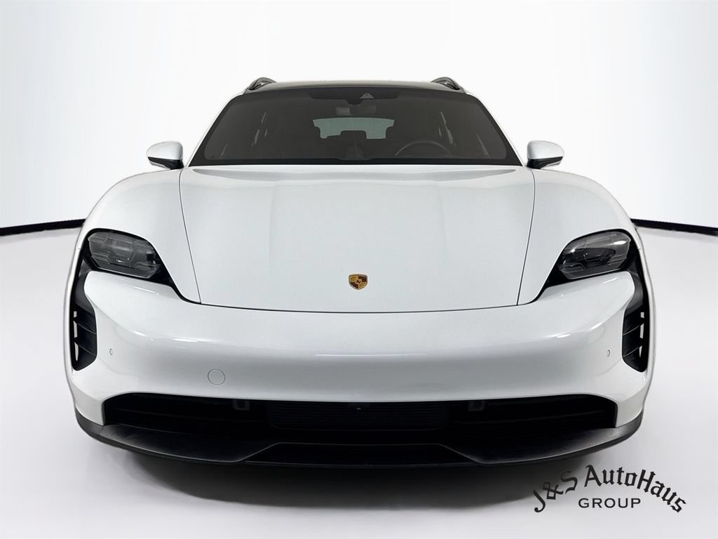 Used 2022 Porsche Taycan GTS AWD/4WD image 2