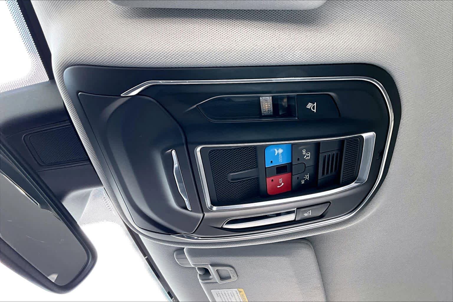 Used 2023 Jeep Grand Cherokee Laredo RWD image 32