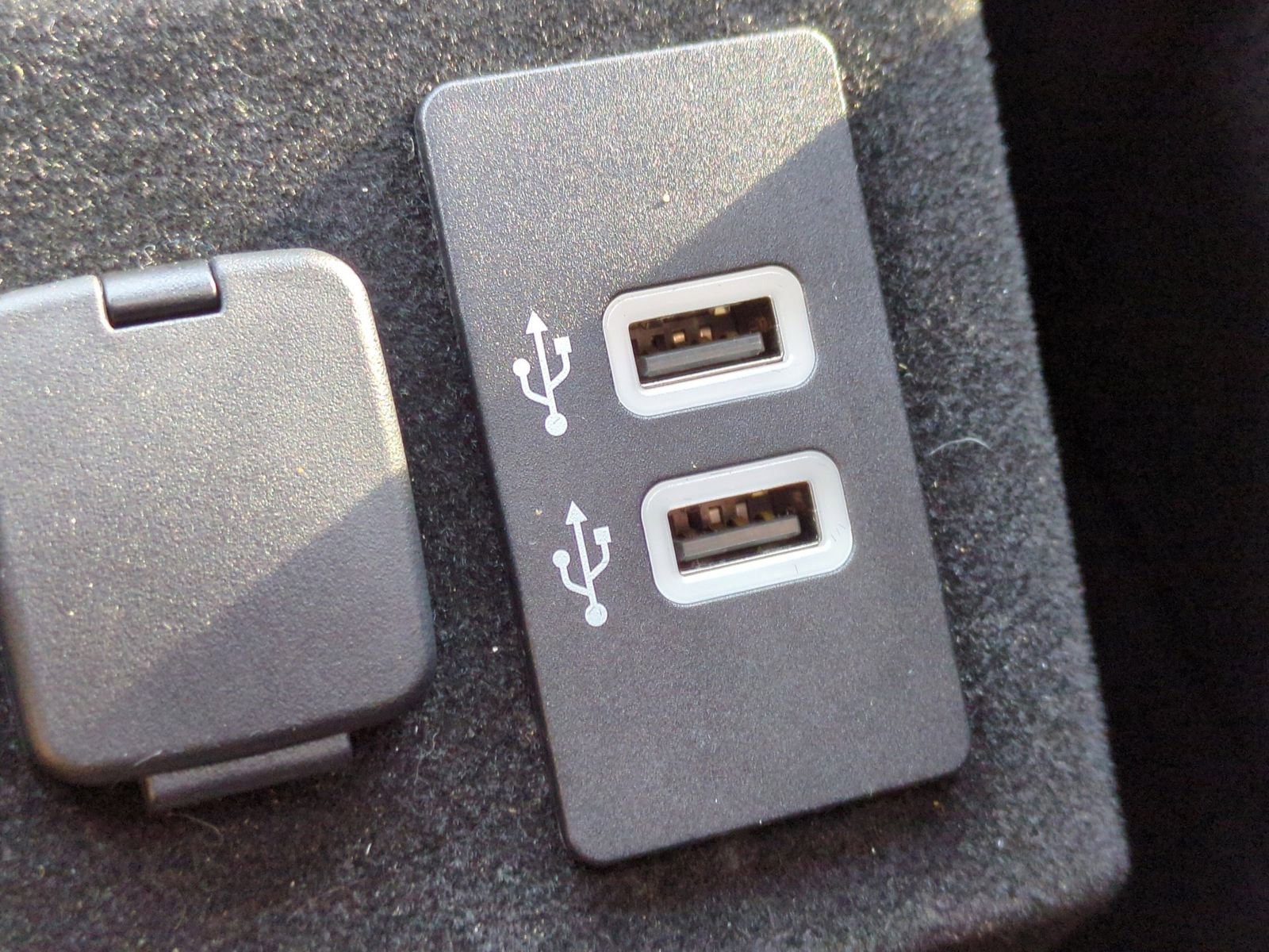 Used 2016 Lincoln Navigator Select image 35