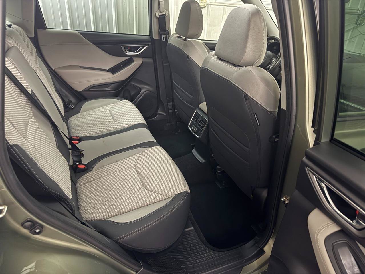 Used 2020 Subaru Forester Premium AWD/4WD image 9