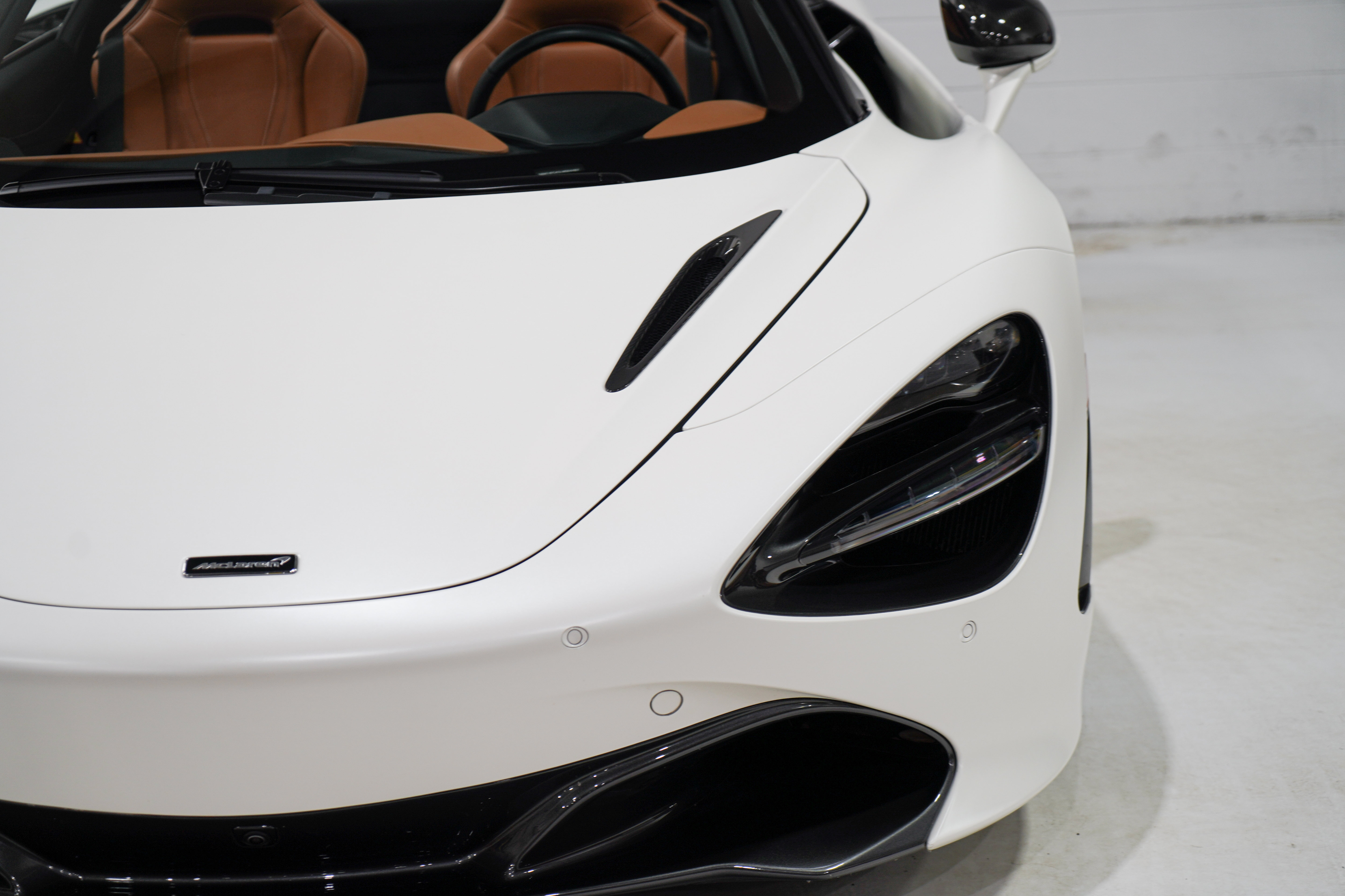 Used 2020 McLaren 720S Spider RWD image 18