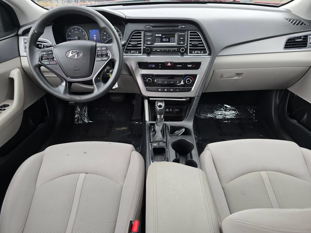 Used 2017 Hyundai Sonata SE FWD image 14