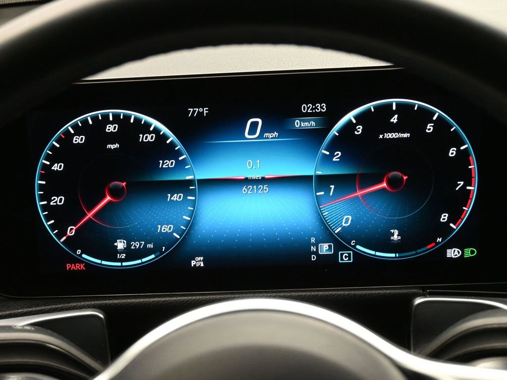 Used 2023 Mercedes-Benz GLB 250 4MATIC image 9