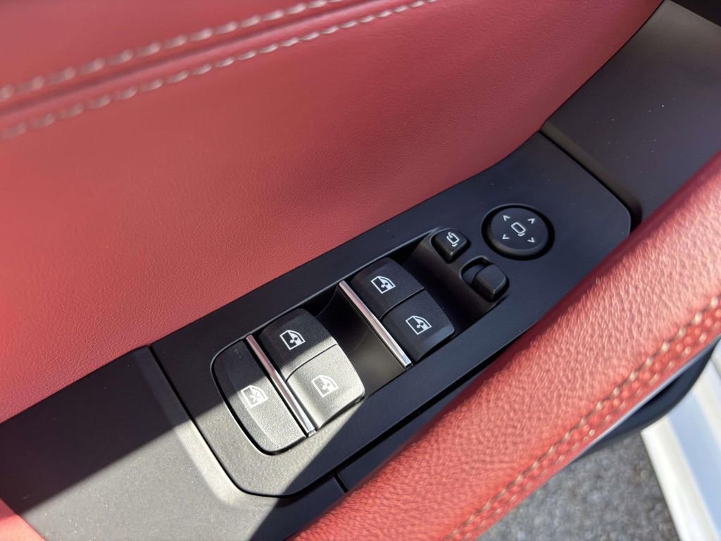 New 2026 BMW X6 xDrive40i w/ Premium Package image 13