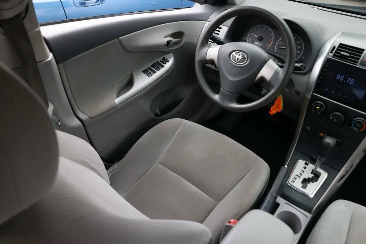 Used 2010 Toyota Corolla LE FWD image 20