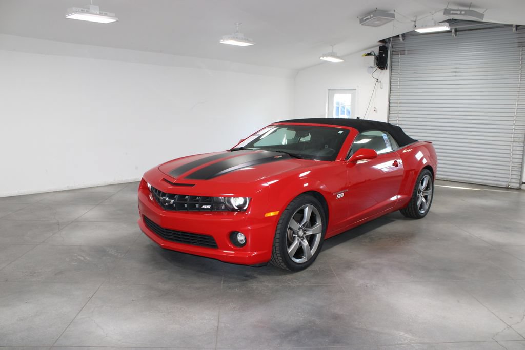 Used 2011 Chevrolet Camaro SS w/ RS Package RWD image 4