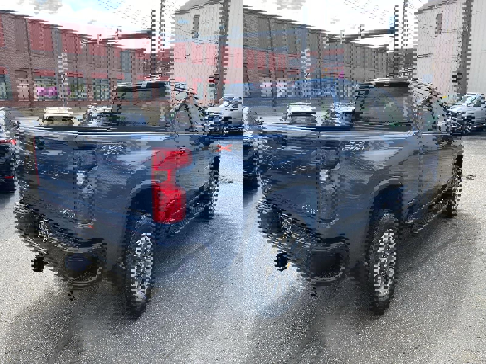 Certified 2024 Chevrolet Silverado 2500 Custom w/ Custom Value Package image 10