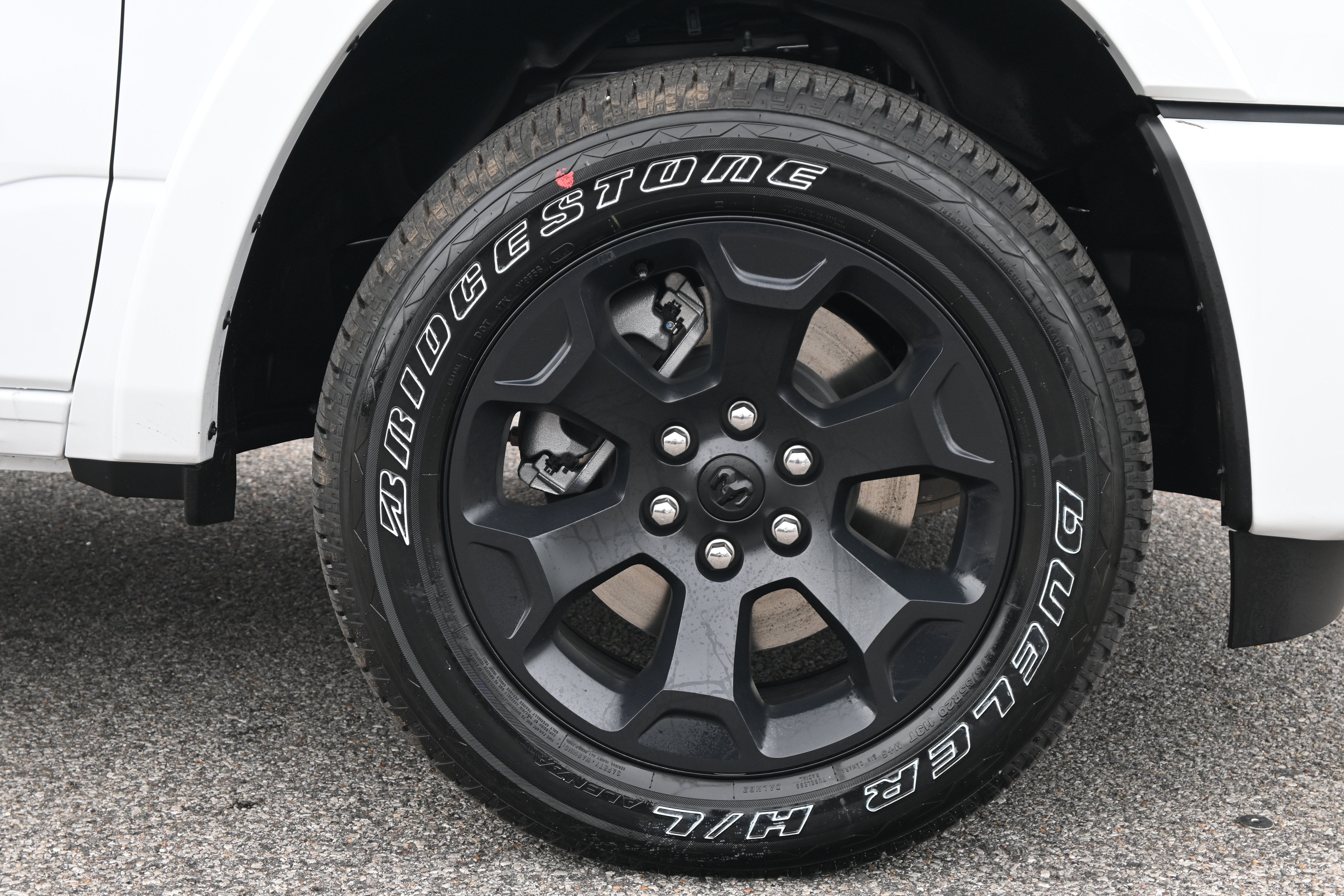 New 2026 RAM 1500 Big Horn AWD/4WD image 13