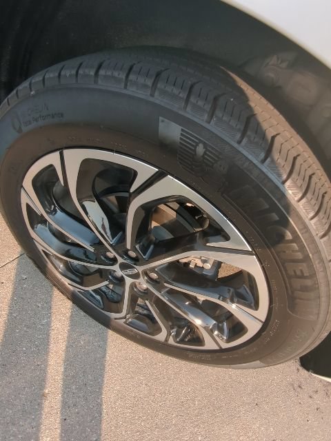 Used 2025 Lincoln Nautilus Reserve AWD/4WD image 31