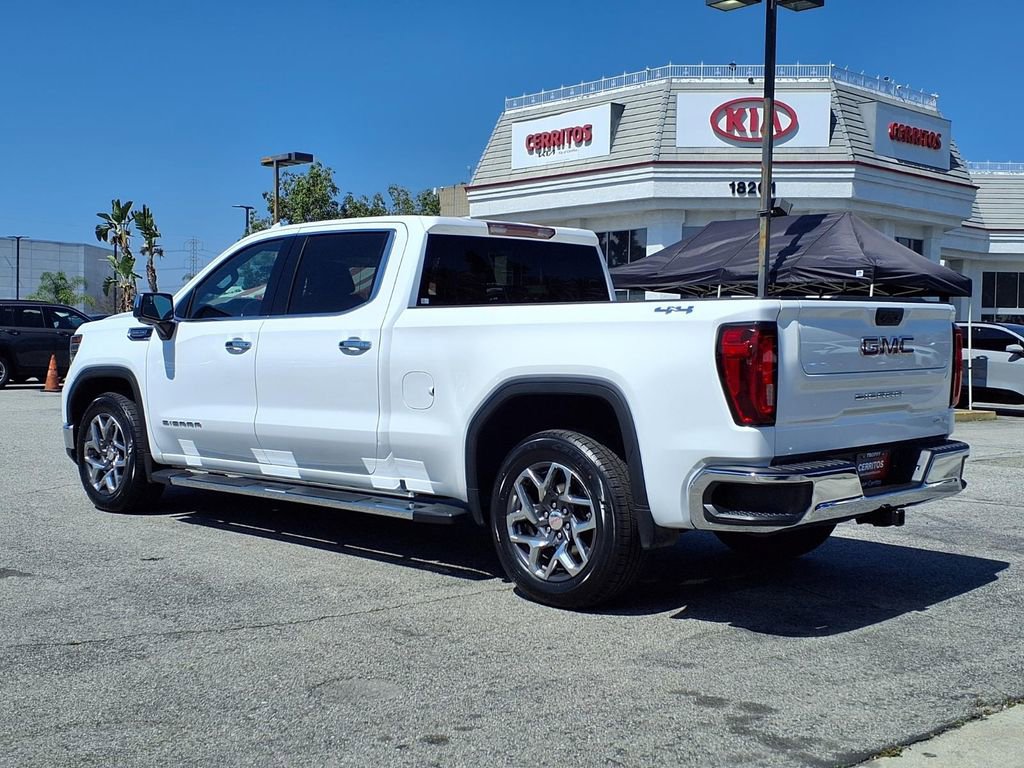 Used 2022 GMC Sierra 1500 SLT w/ SLT Premium Package image 3