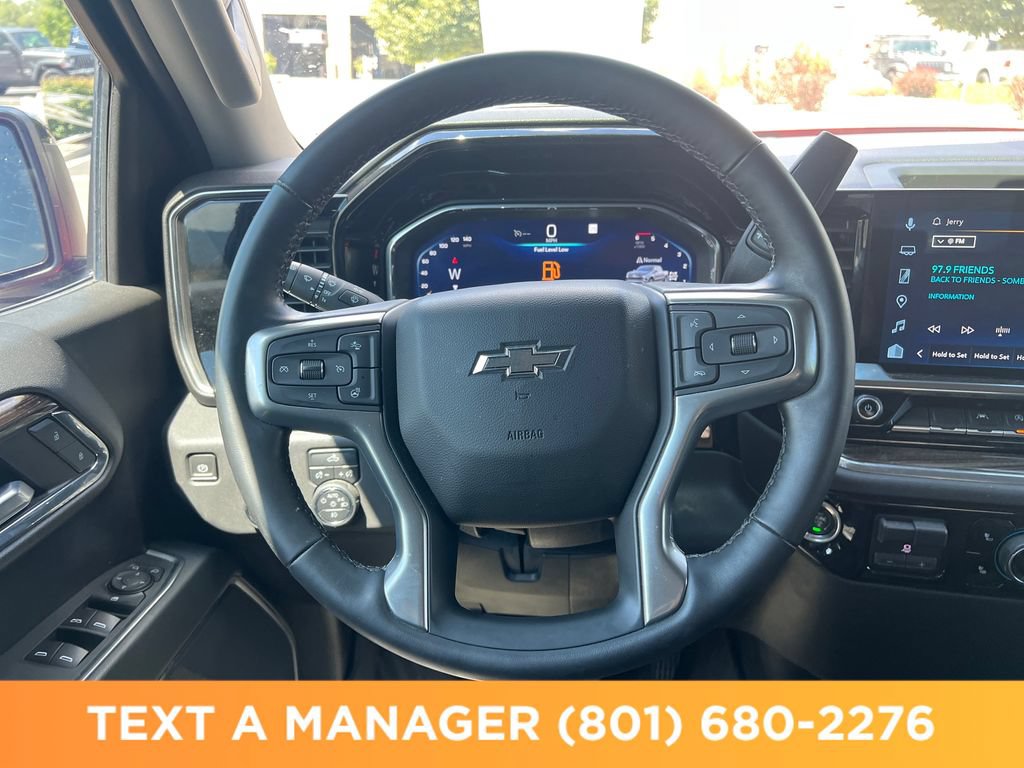 Used 2023 Chevrolet Silverado 1500 RST AWD/4WD image 17