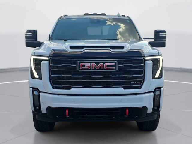 Used 2024 GMC Sierra 2500 AT4 w/ AT4 Preferred Package image 8